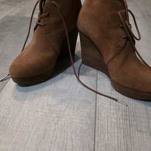 Michael Kors Tan Suede Wedge Boots
